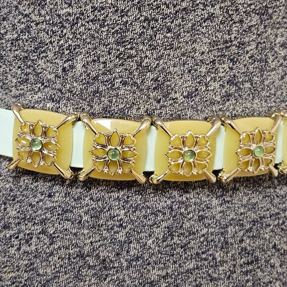 Womens Statement Belt Vintagw Mint Green Waist Belt Yellow Floral Accents - Picture 2 of 6